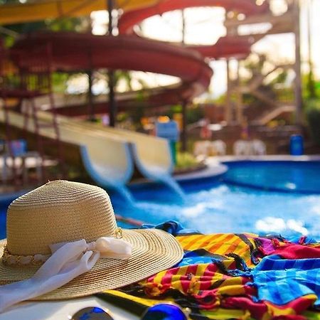 קאלדס נובאס Hotel Golden Dolphin Com Cafe Da Manha! Piscinas 24H מראה חיצוני תמונה
