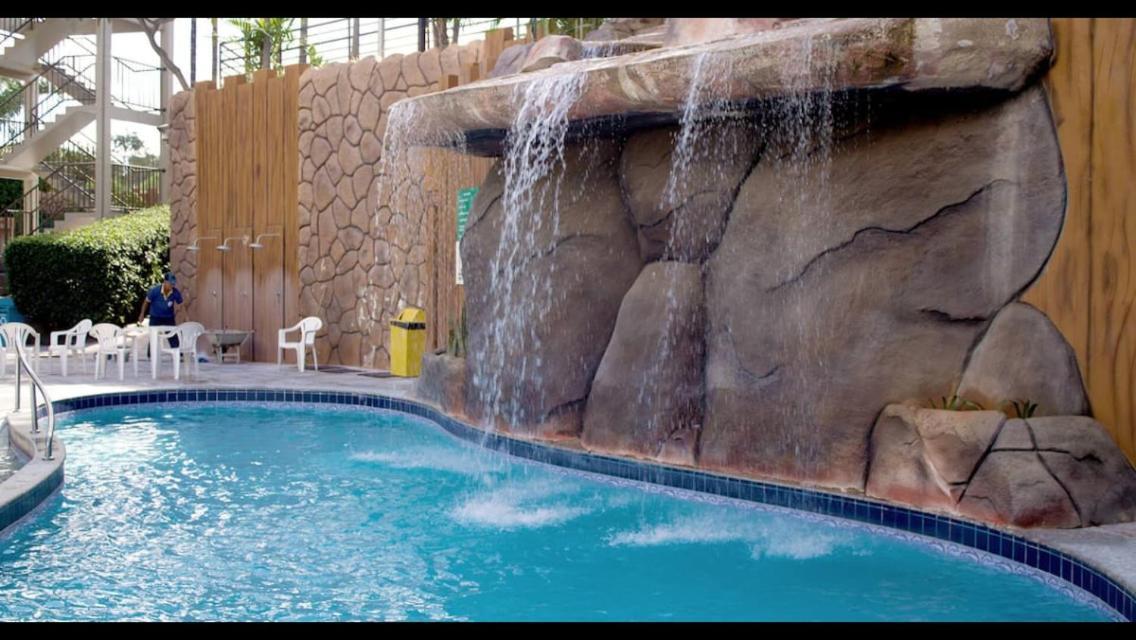 קאלדס נובאס Hotel Golden Dolphin Com Cafe Da Manha! Piscinas 24H מראה חיצוני תמונה